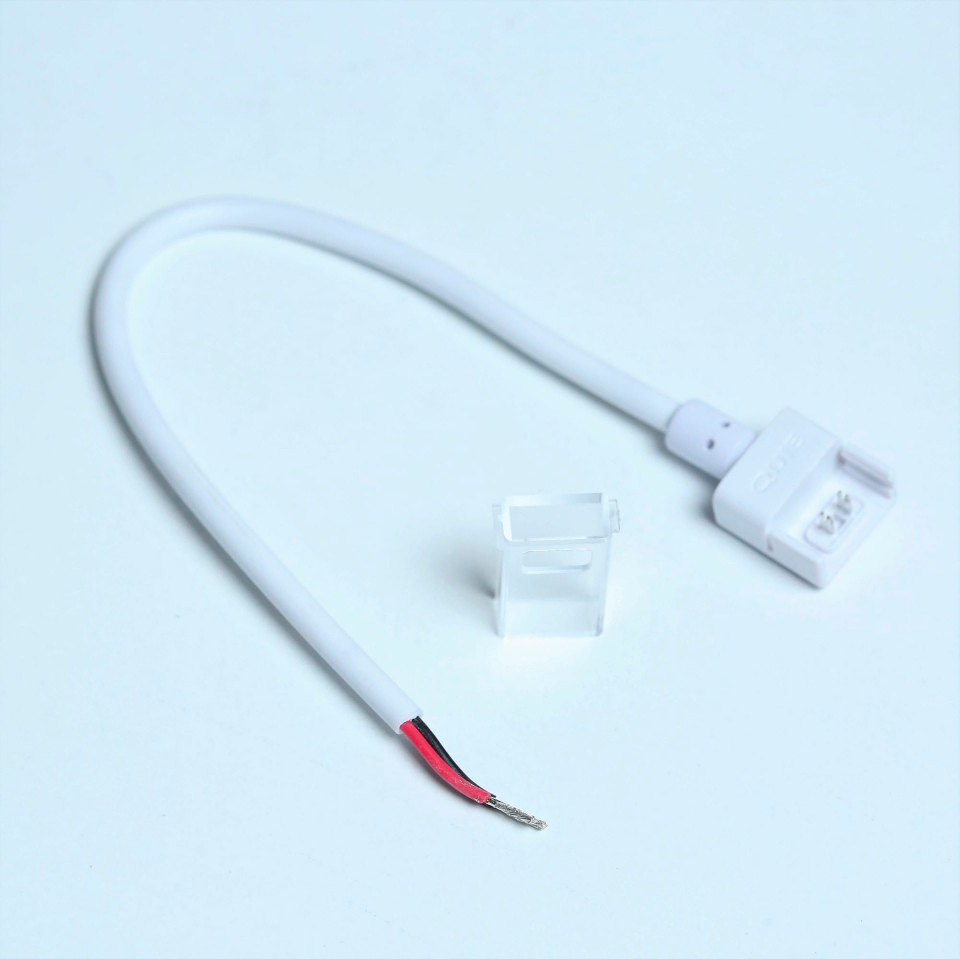 Cable c/conector de presión y terminación hembra para tiras 3528 SMD