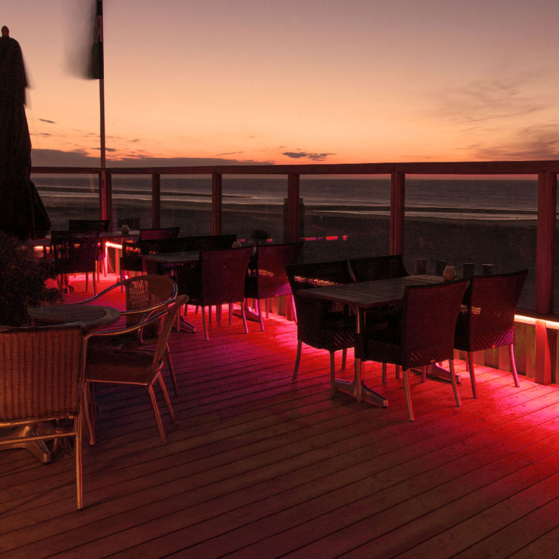 Tira Flexible 60 Leds X Metro, 2835 SMD 127 V, Exterior rojo