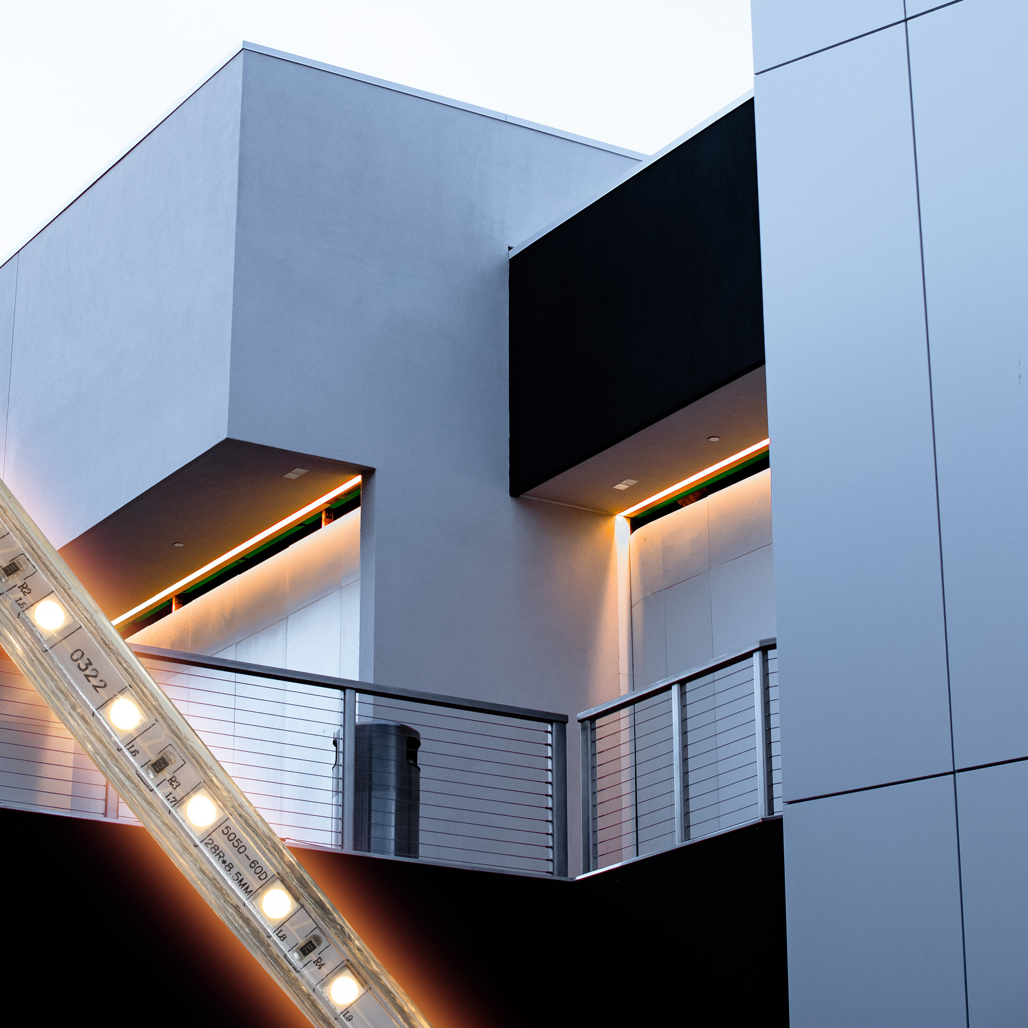 Manguera Flexible 60 Leds por Metro, 5050 SMD, Exterior 25 M blanco cálido