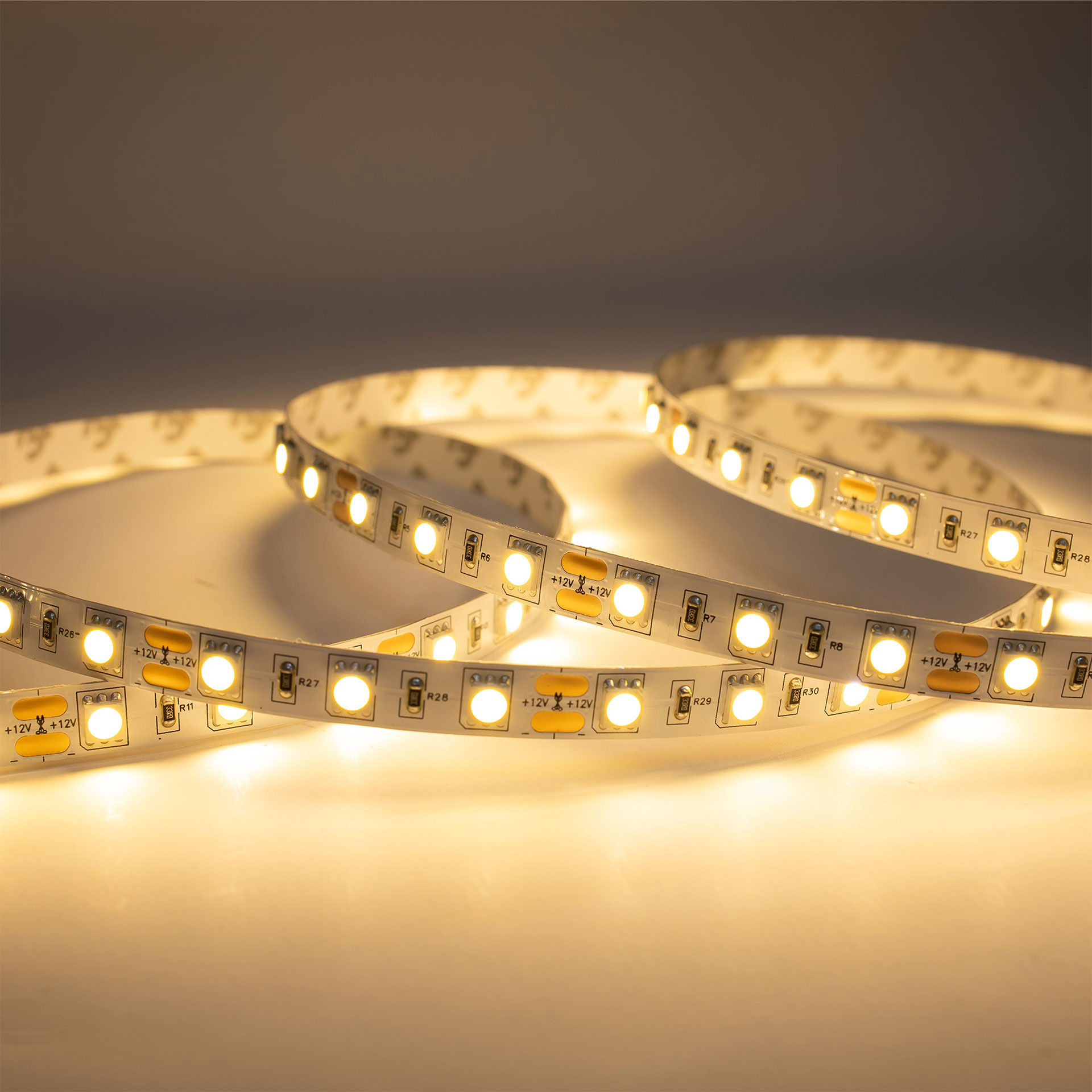 Tira Flexible 60 Leds por Metro 5050 SMD para interiores tono blanco calido