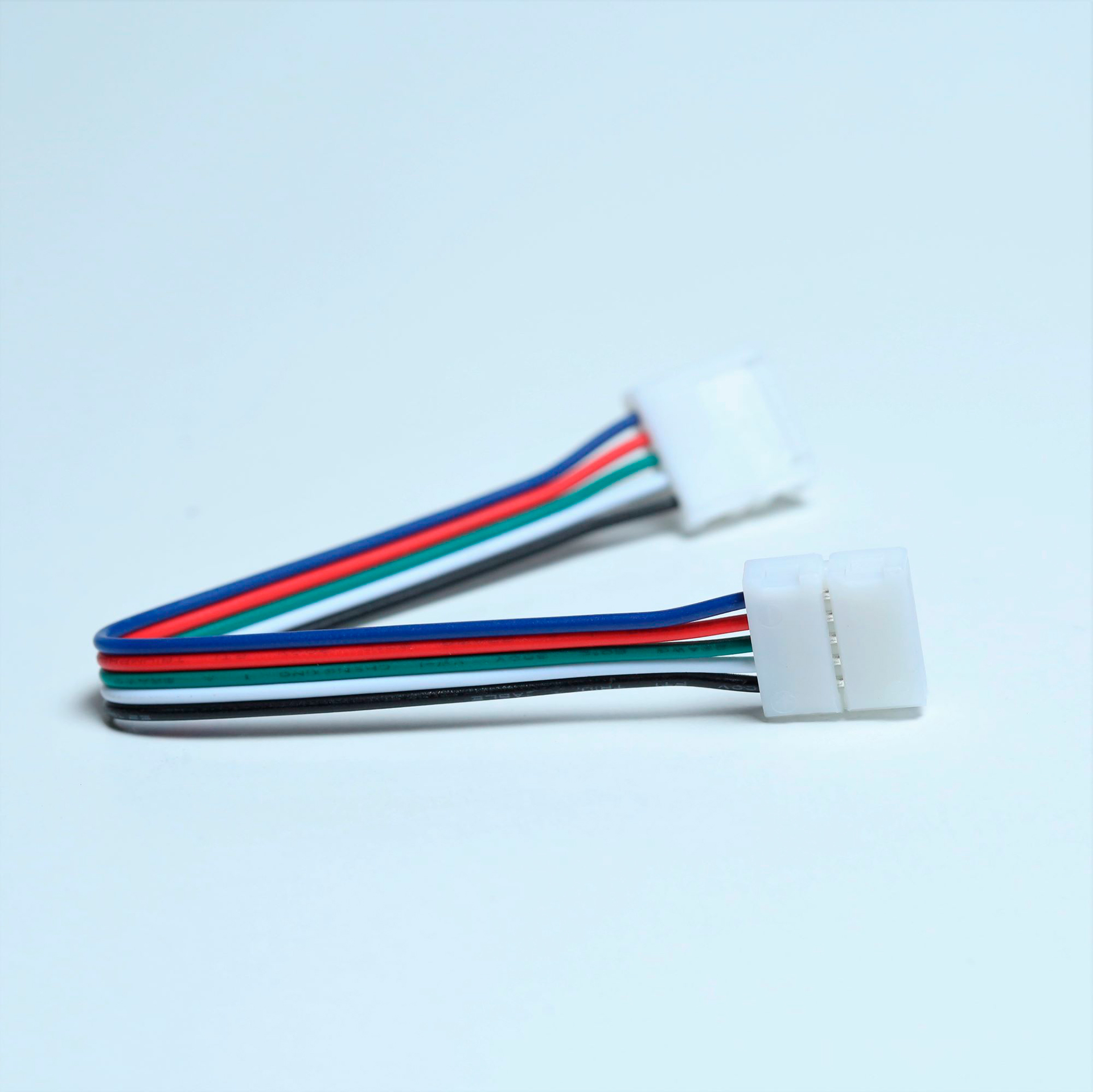 Conector esquina para unir tiras RGBW
