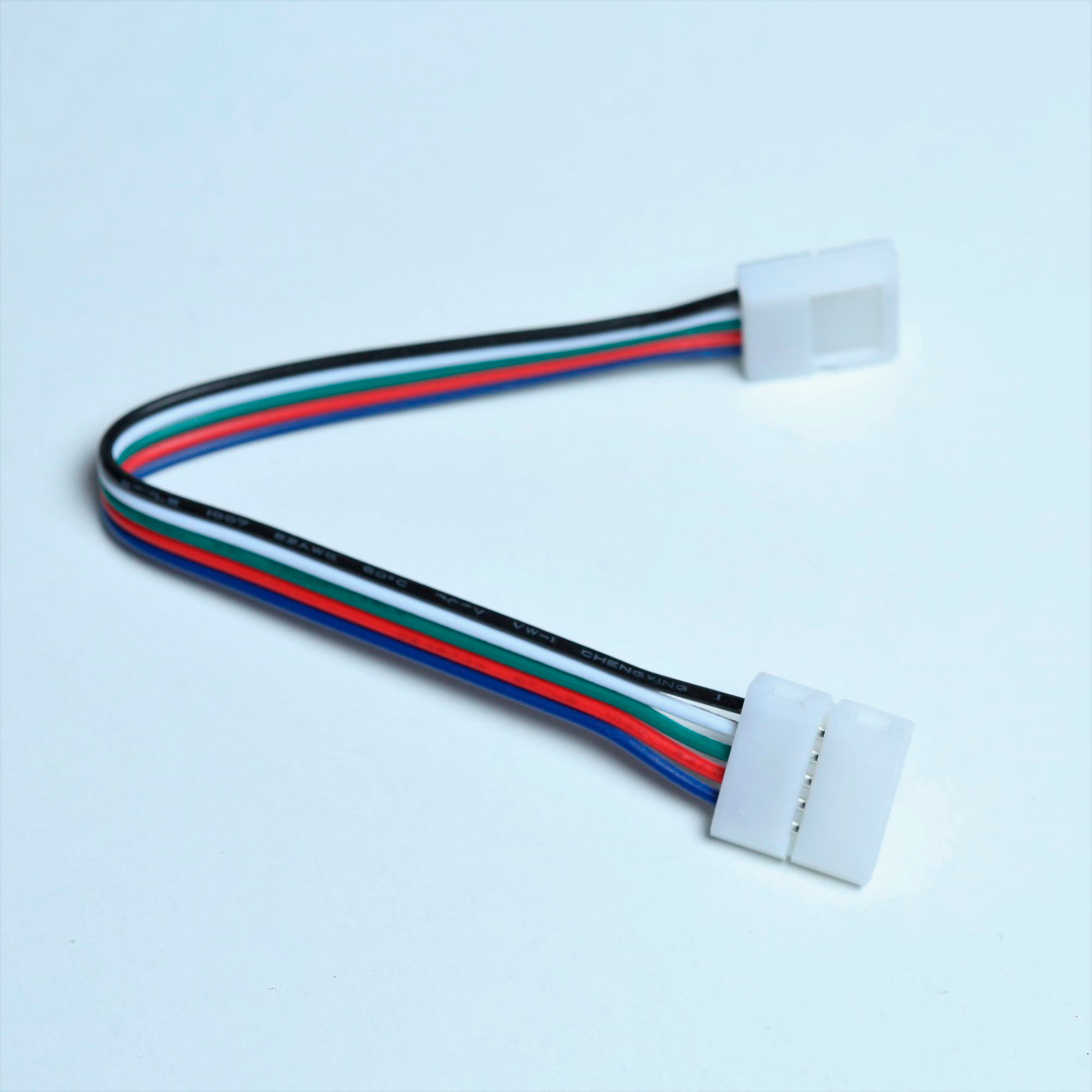 Conector esquina para unir tiras RGBW