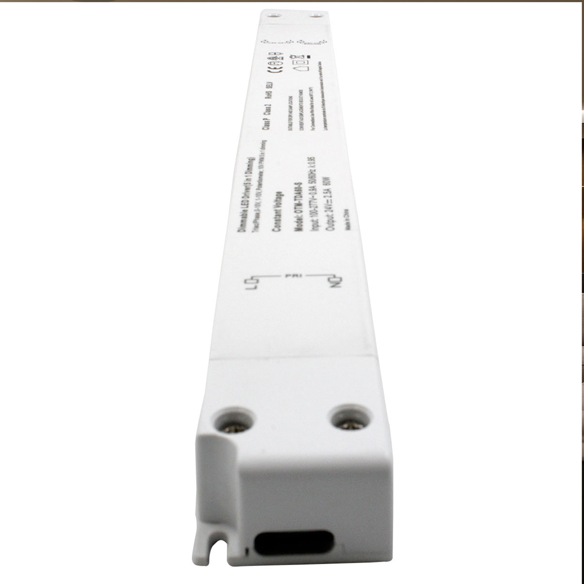 Driver 24 V DC, 60 Watts, IP20 uso interior, atenuable